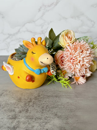 Giraffe Pot