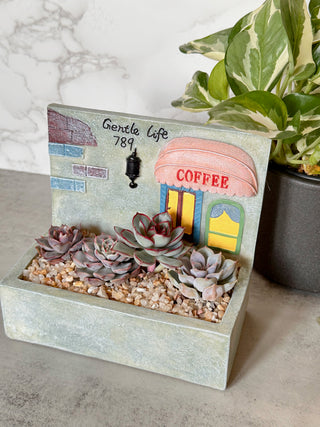 Coffee Shop Arrangement